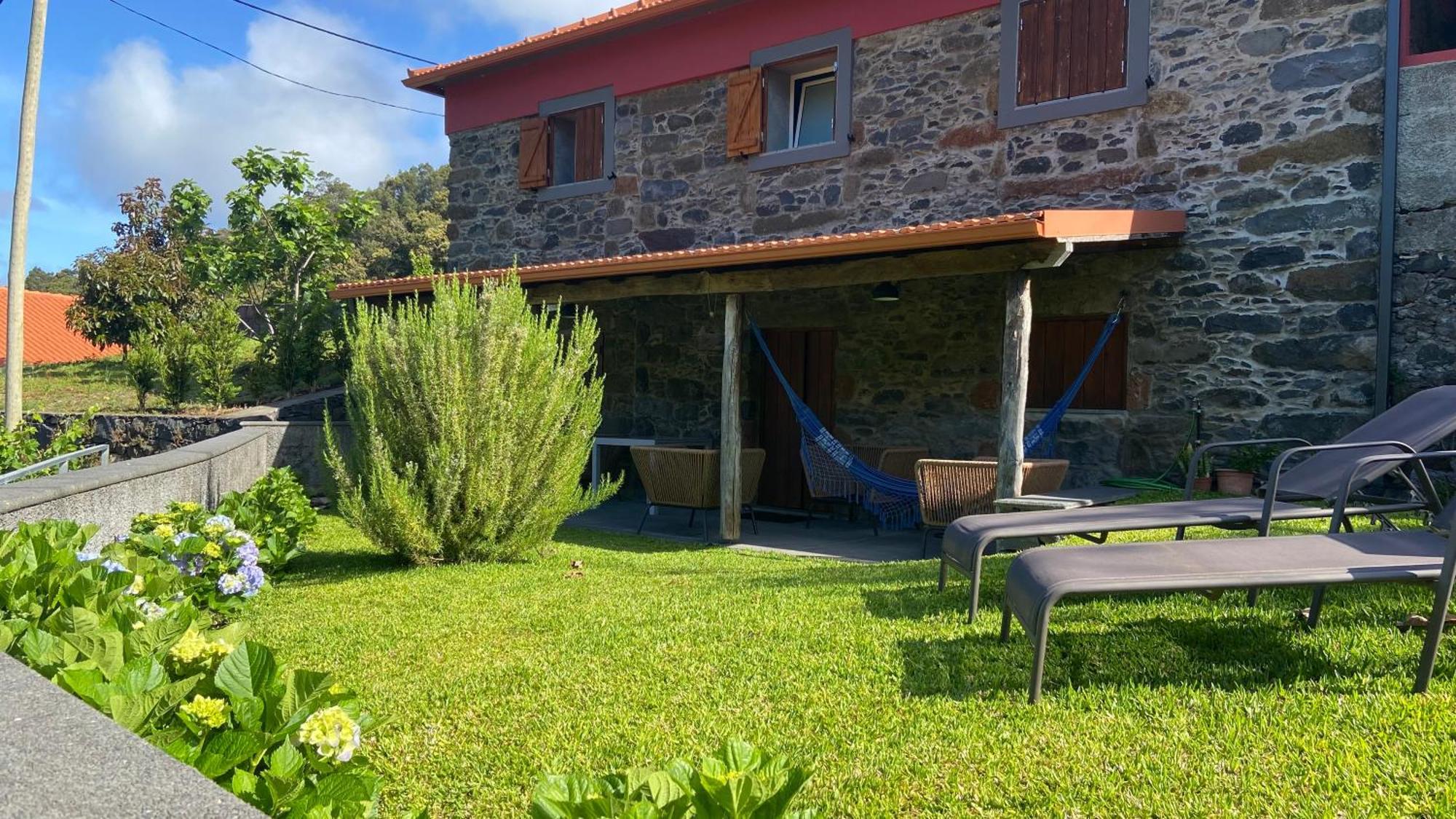 Madeira Bird House - House In The Mountains With Garden São Vicente